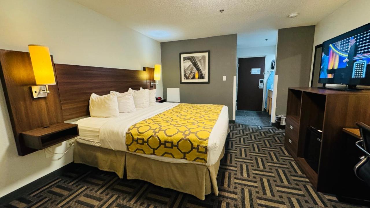 Baymont By Wyndham Chicago/Calumet City Exterior foto