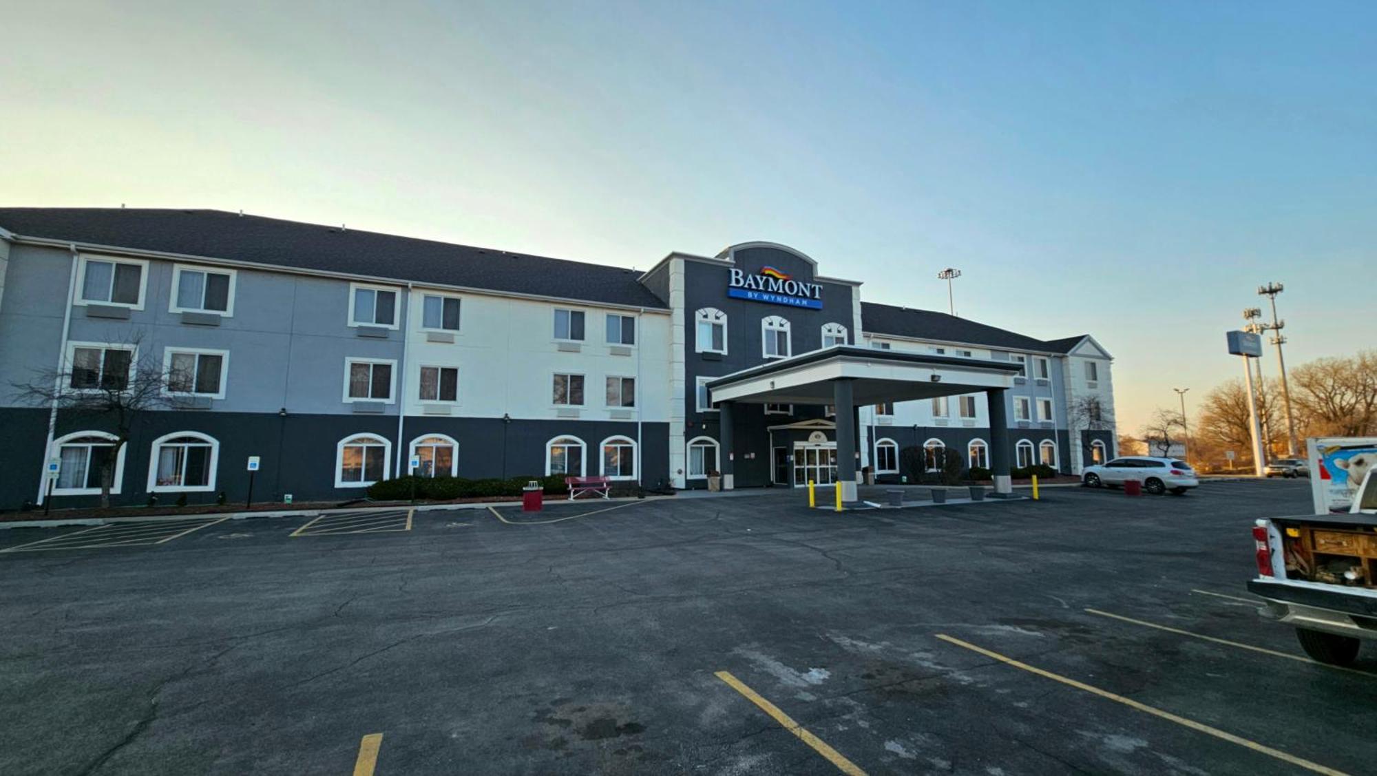 Baymont By Wyndham Chicago/Calumet City Exterior foto